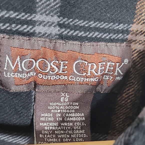 Moose Creek Men's Plaid Shirt Jacket in Black and Tan - Picture 2 of 5